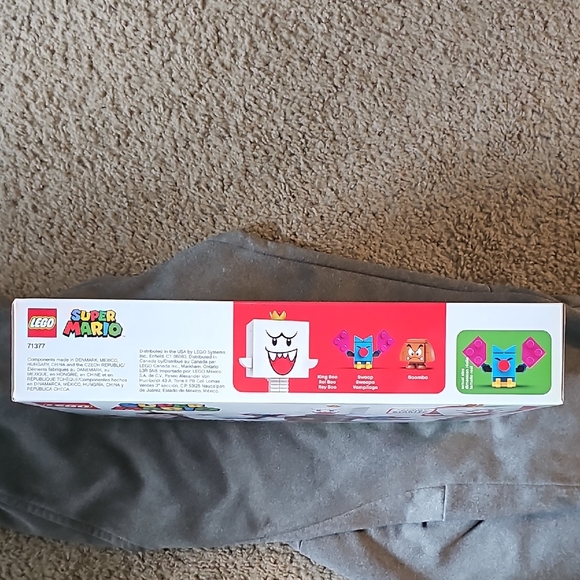 LEGO Super Mario King Boo and the Haunted Yard Expansion Set - Picture 6 of 6